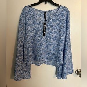 Women’s Design Lab by Lord & Taylor blouse, size small. New!
